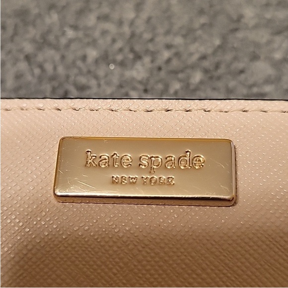 Kate Spade MYSTERY BOX BAGS WALLETS AND CHARM Listing for a Live Show or Offers - Picture 14 of 14